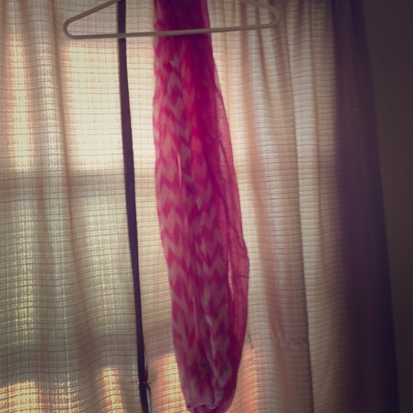 Scarf - Picture 2 of 3